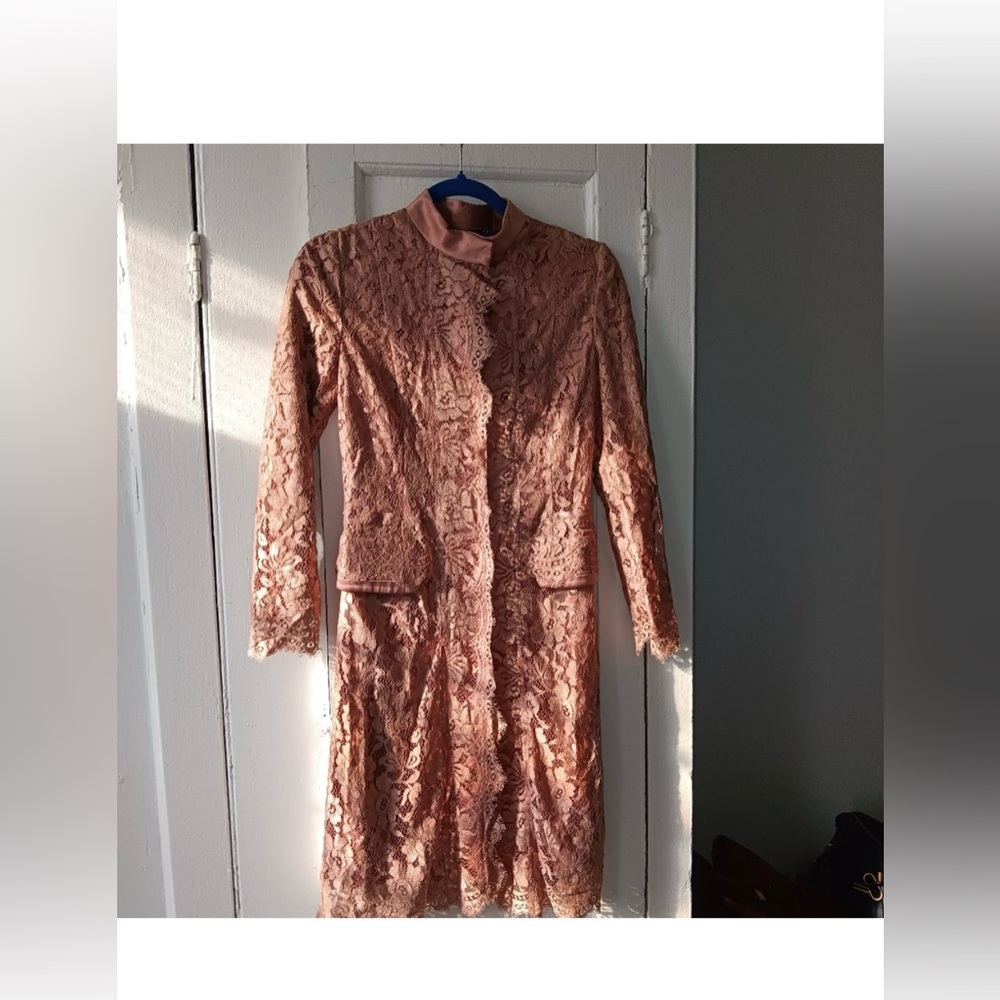 Dolce & Gabbana Lace Overcoat - Picture 12 of 13